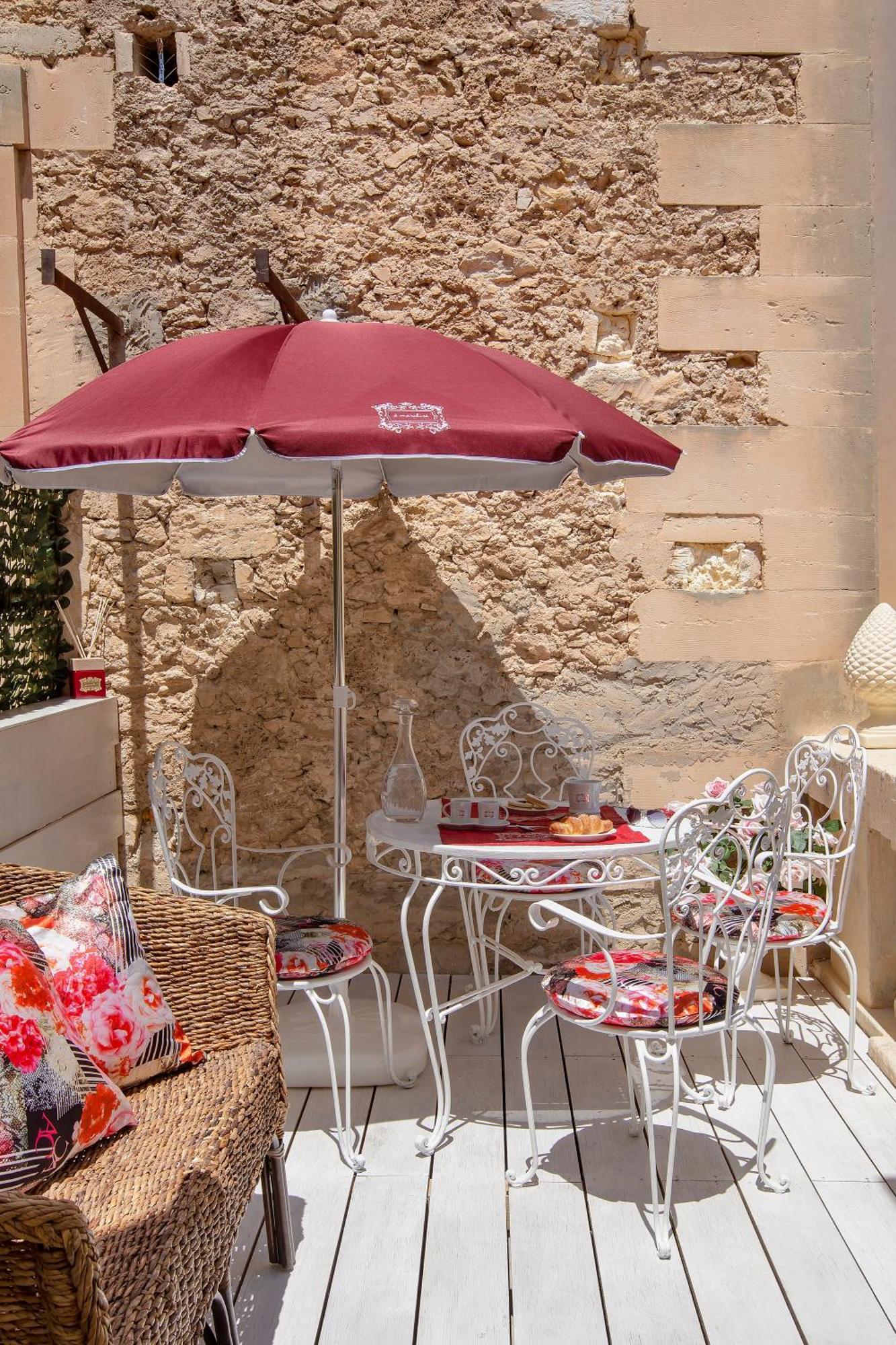 A Marchisa -Noto- Aparthotel Kültér fotó