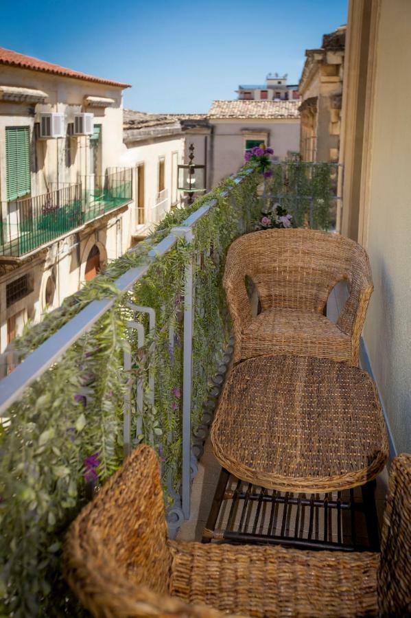 A Marchisa -Noto- Aparthotel Kültér fotó